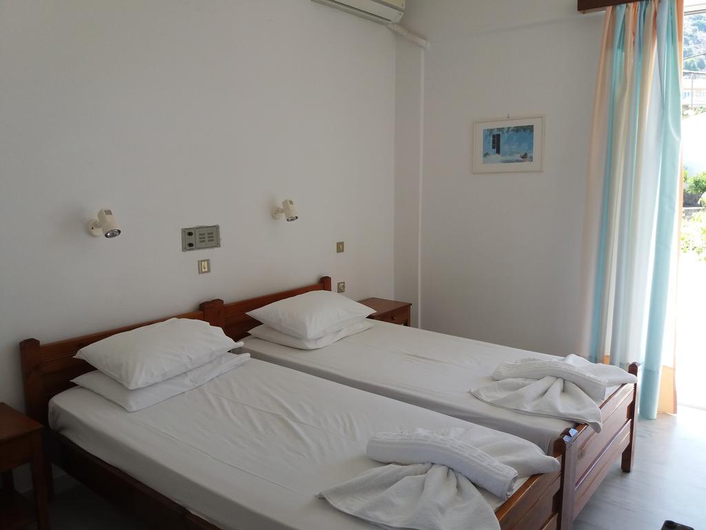 Heracles Hotel Spilion Exterior photo